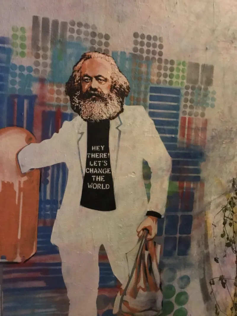 Marx em grafite, no antigo Leste
